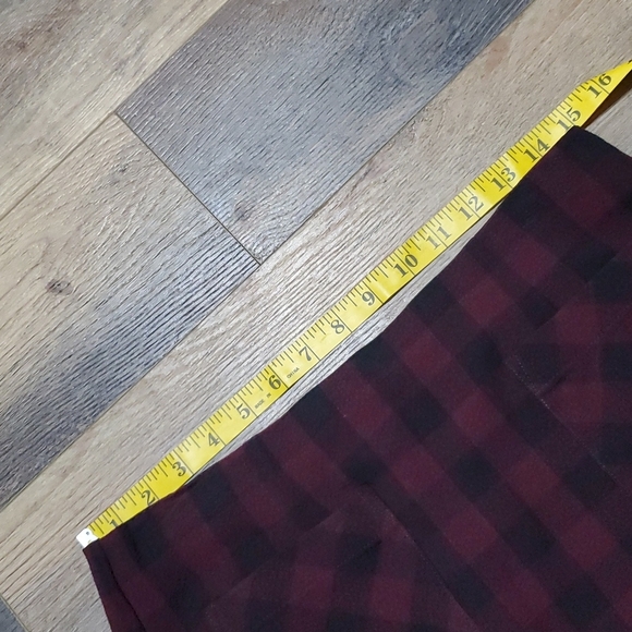 J Jill black red Buffalo plaid skirt with pockets - Picture 3 of 6